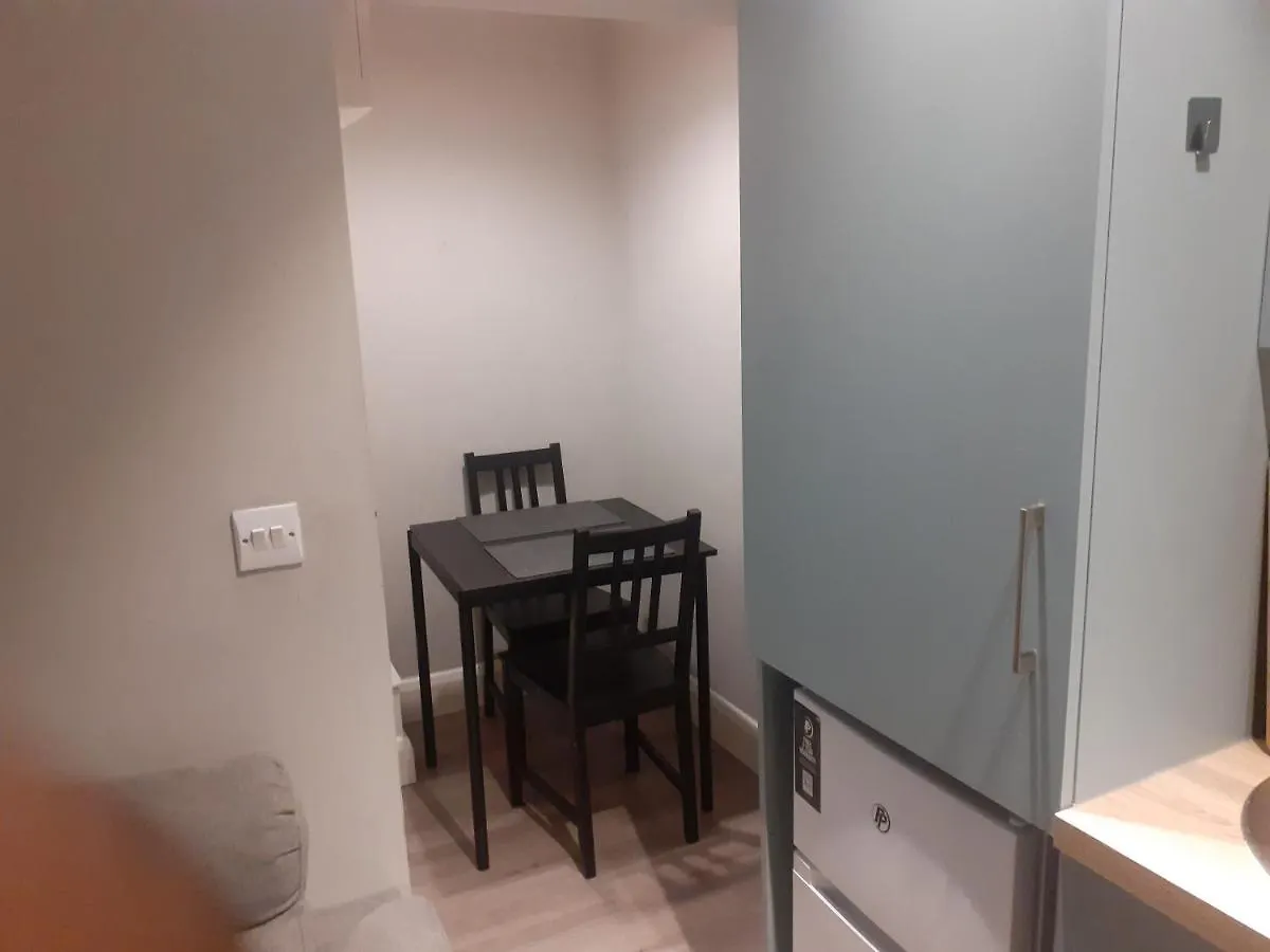 Spacious Studio-Dublin 3 Ireland